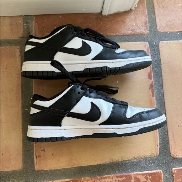 Nike Dunk Low “Panda” 8.5/Eur 40 - Picture 4 of 8